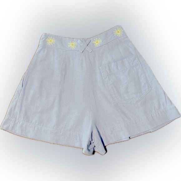 Vintage Linen Blend High Waisted Pleated Periwinkle Shorts Embroidered Dais… - Picture 4 of 7